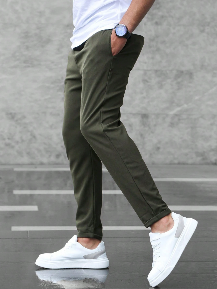 Gyan | Pantaloni Casual Uomo – Semplicità E Polivalenza