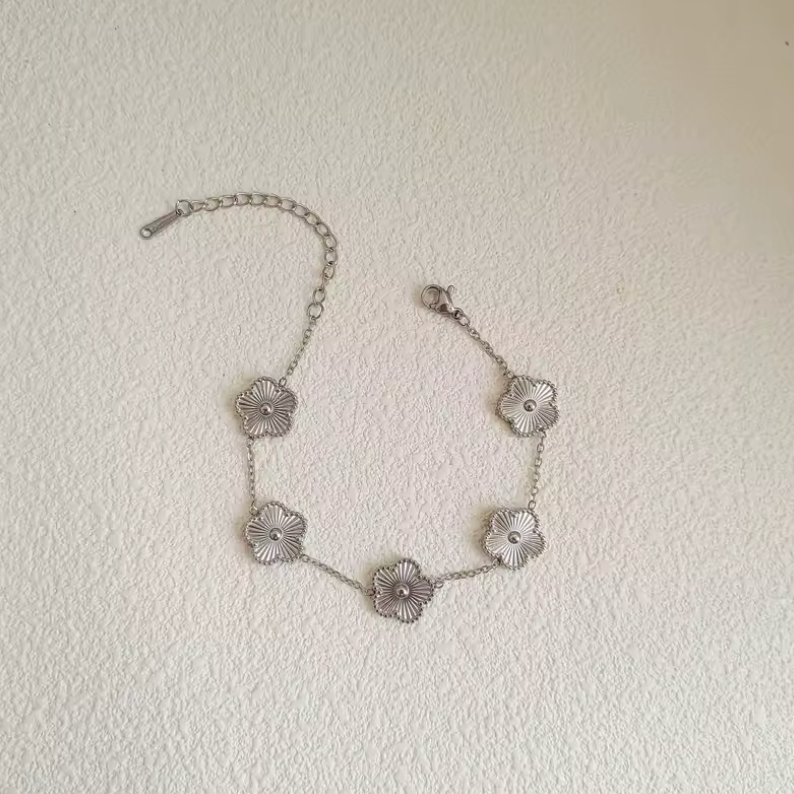 Set di Gioielli – Eleganza Dorata in Acciaio Inossidabile