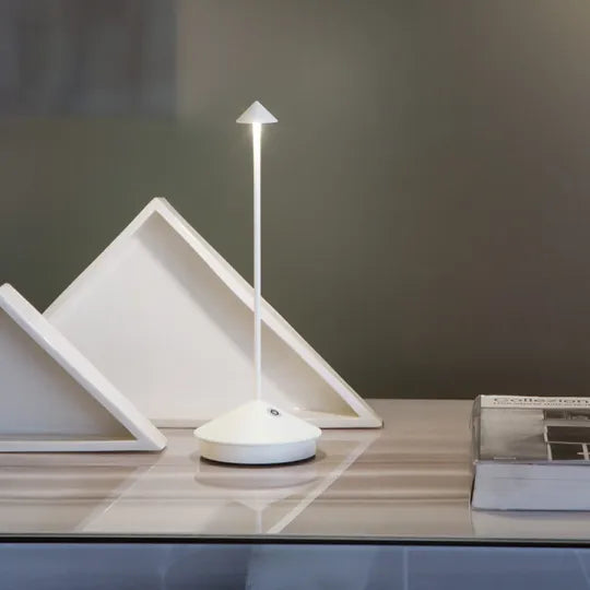 مصباح طاولة LED - لاسلكي وقابل للشحن