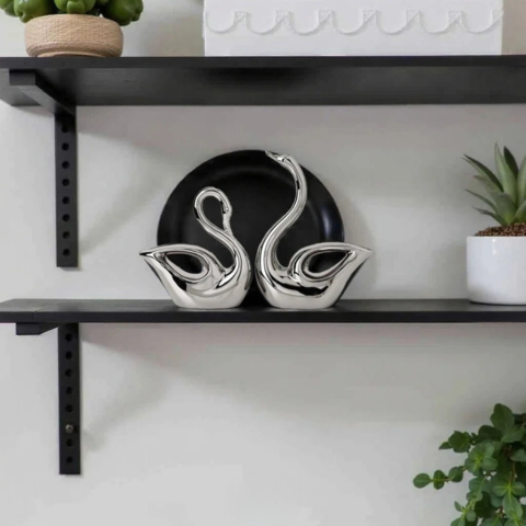 Dekorativ Keramikk Skulptur – Eleganse Og Raffinement