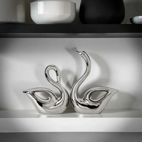 Dekorativ Keramikk Skulptur – Eleganse Og Raffinement