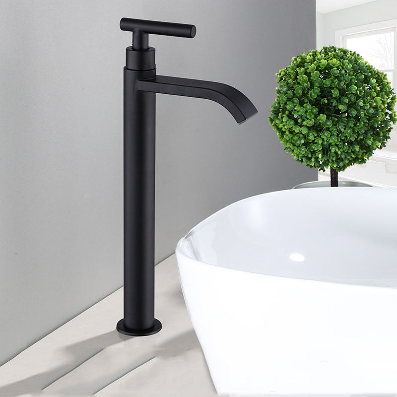 Robinet De Vasque Surélevé – Finition Élégante Noir Mat