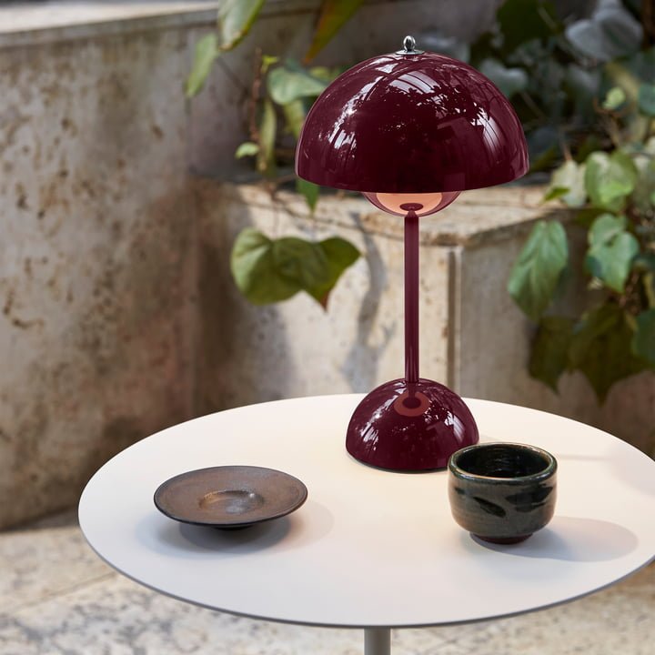 Stolná LED lampa – moderná jednoduchosť a funkčnosť