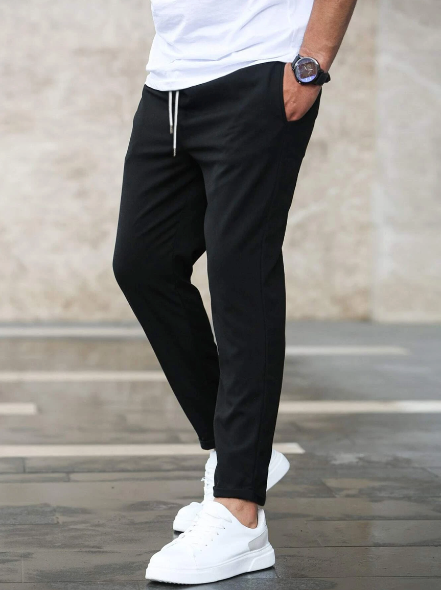 Gyan | Pantaloni Casual Uomo – Semplicità E Polivalenza