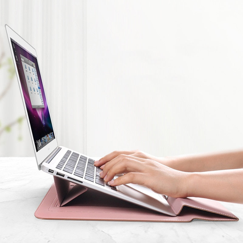 Husă de Protecție pentru Computer – Rezistentă și Ușor de Transportat 