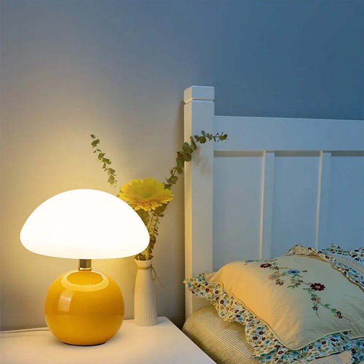 Lampe De Table En Forme De Champignon – Élégance Et Originalité