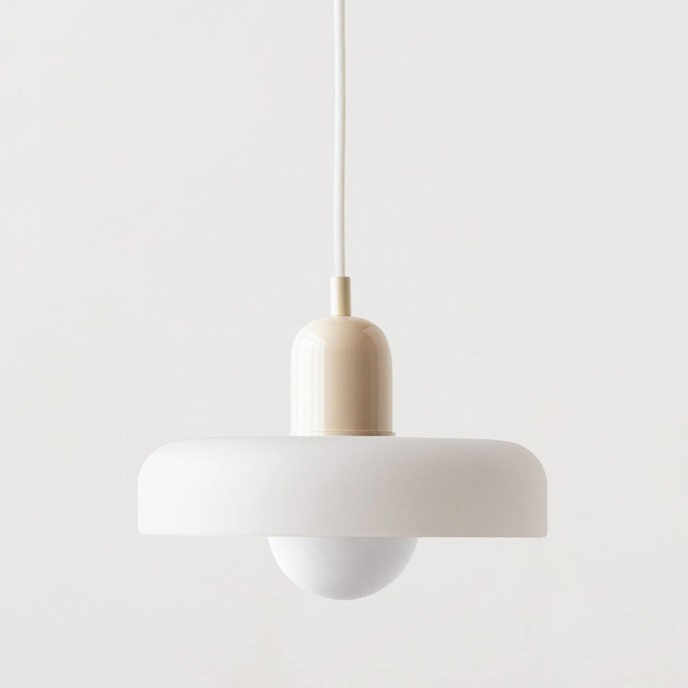 Farget Glasspendel – Forbedre Dine Rom Med Stil 