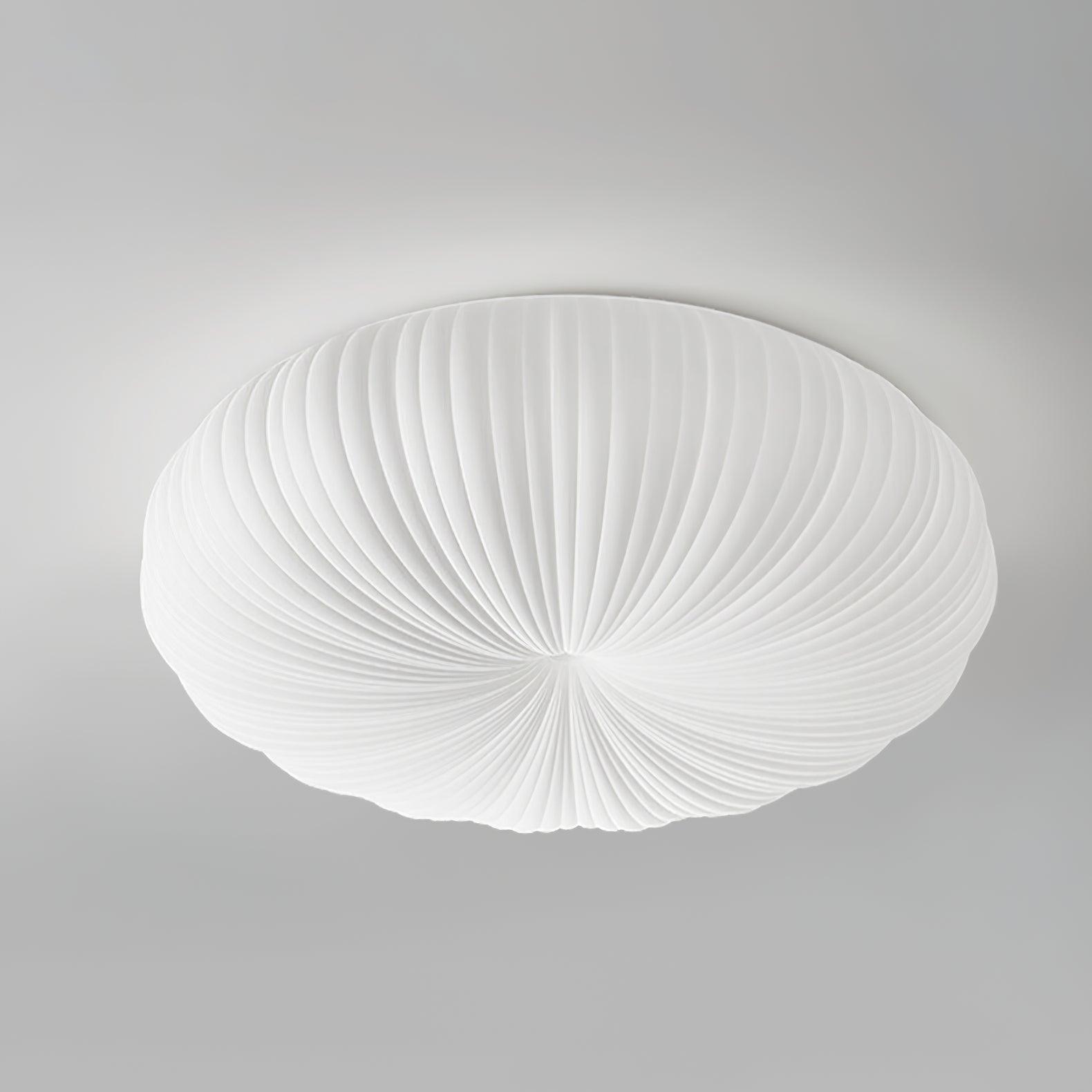 Moderne LED-taklampe med fjernkontroll - komfort og eleganse