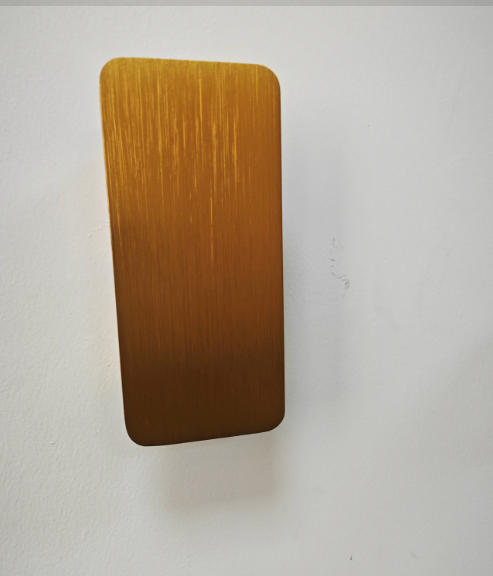 Minimalistisk LED Vegglampe – Subtilt Lys Og Moderne Linje 