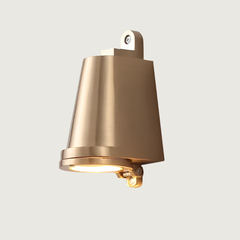 Modern och Hållbar Utomhus Vägglampa – Elegans och Pålitlighet 