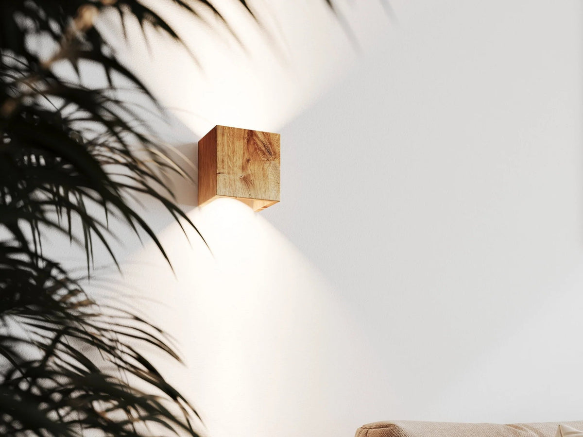 Vegglampe i firkantet design – Chic og autentisk stil 