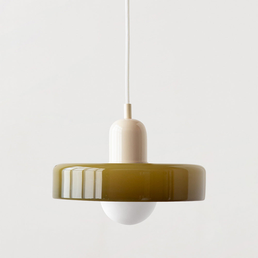 Farget Glasspendel – Forbedre Dine Rom Med Stil 