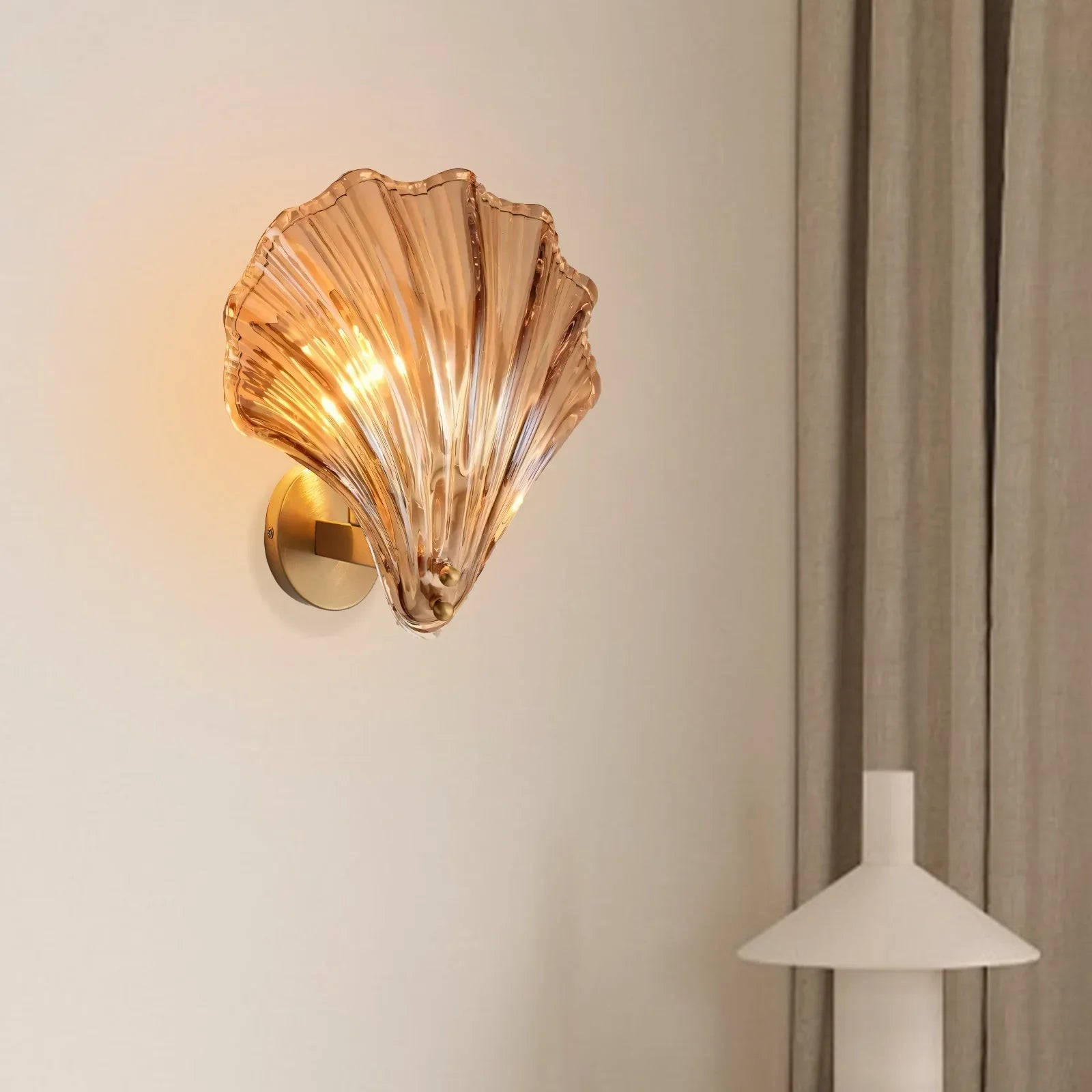 Aplique de Pared Concha – Iluminación Elegante y Marinera 