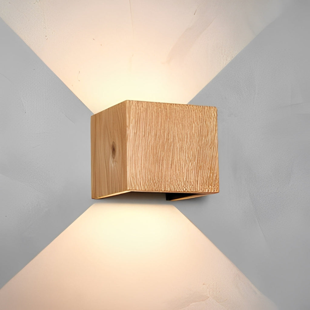 Vegglampe i firkantet design – Chic og autentisk stil 