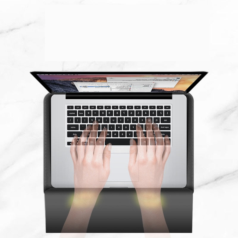 Husă de Protecție pentru Computer – Rezistentă și Ușor de Transportat 
