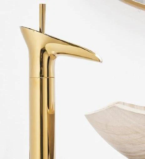 Torneira Cascata Casa de Banho – Estilo Antigo e Elegante 
