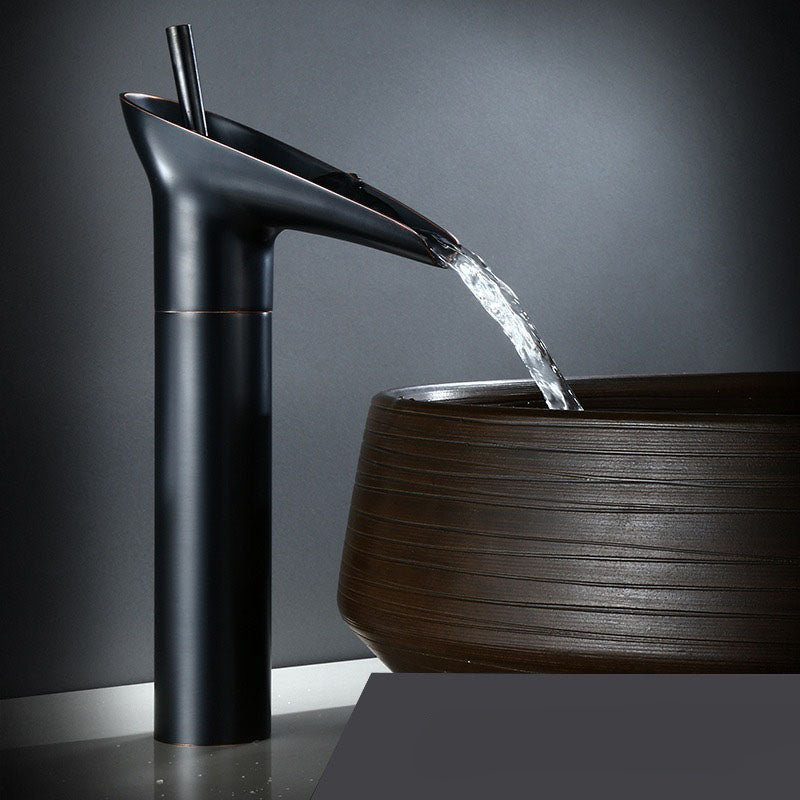 Torneira Cascata Casa de Banho – Estilo Antigo e Elegante 