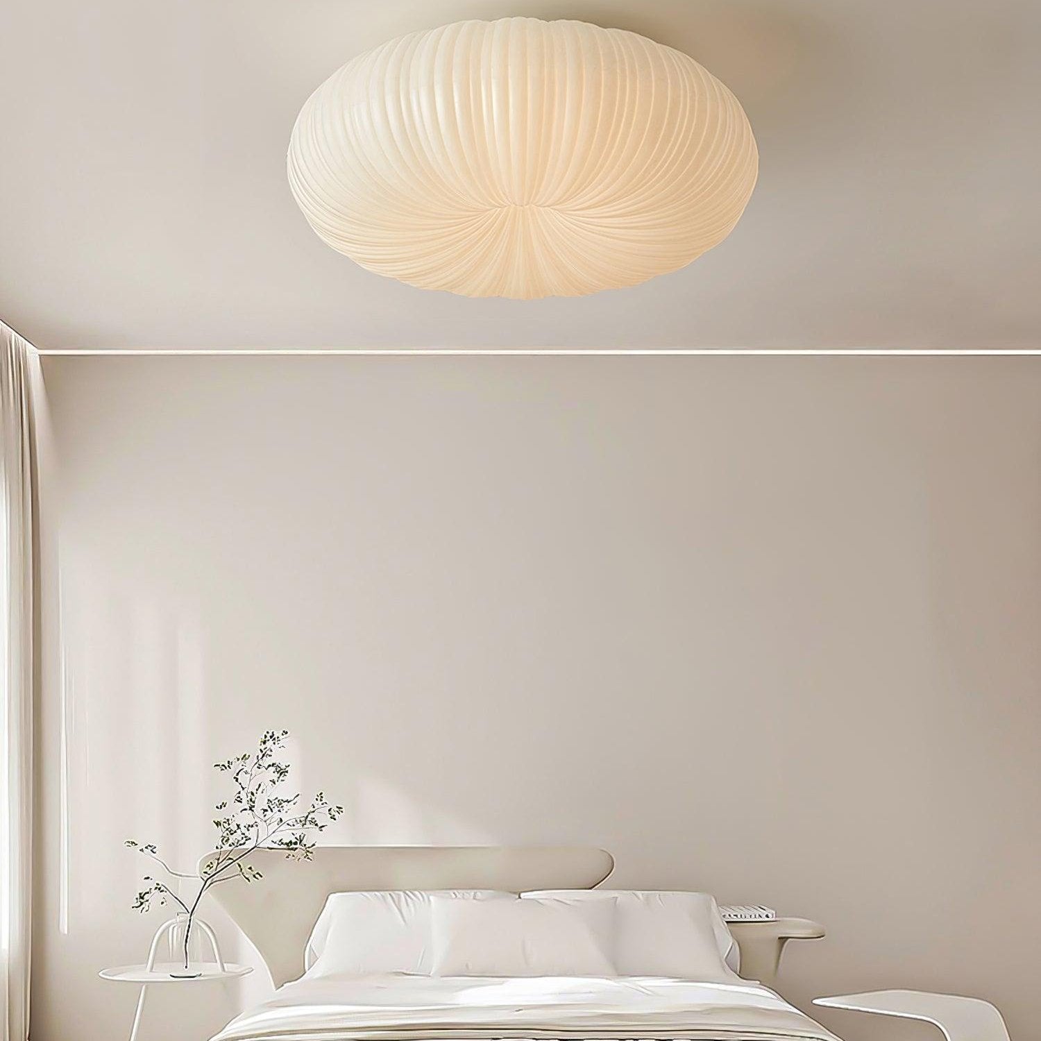 Moderne LED-taklampe med fjernkontroll - komfort og eleganse