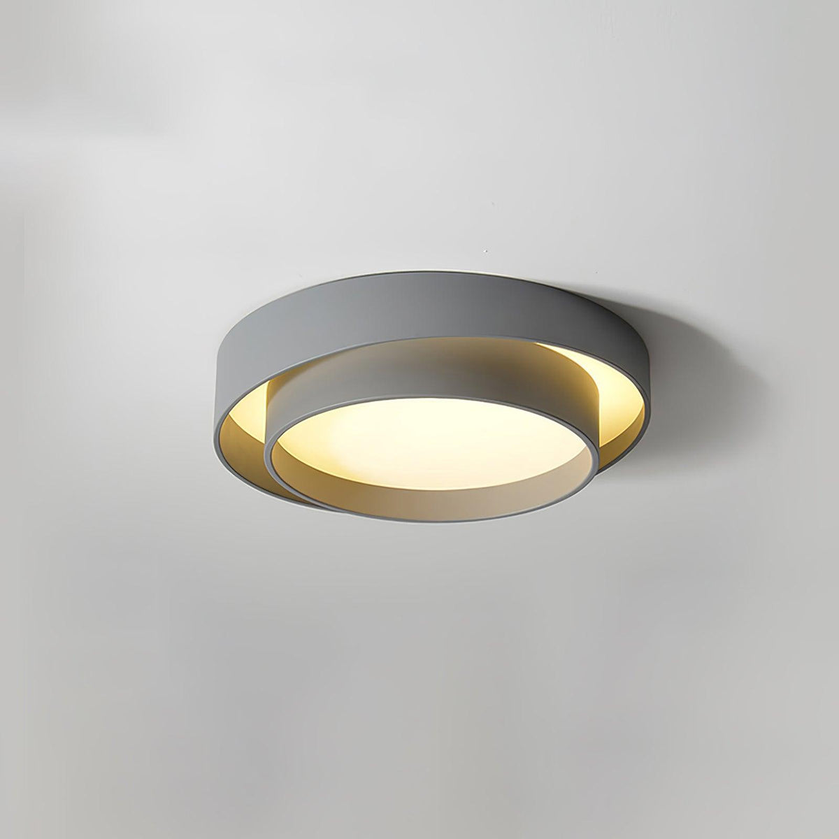 Moderná Elegantná Stropná Lampa – Štýlová Chic a Súčasná 