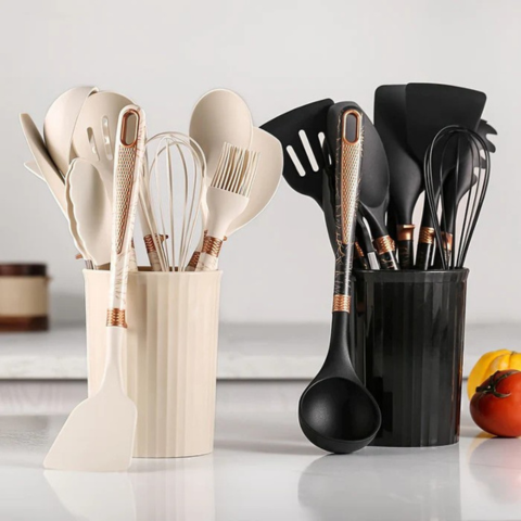 Set di pentole in silicone - Resistenza, flessibilità e design moderno