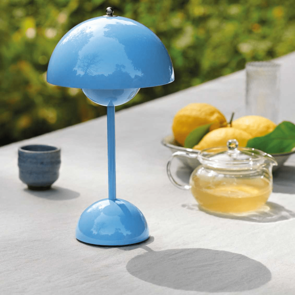 Desk LED Lamp – Modern Simplicity and Functionality 