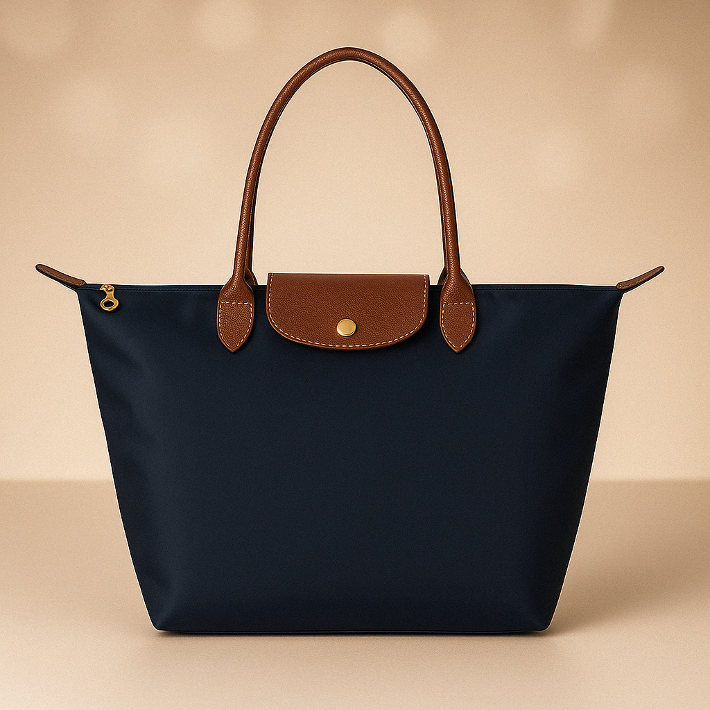 Pretty | Waterproof Tote Bag – Subtle Design and Careful Finishes 