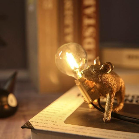 Lâmpada de Mesa Rato – Decoração Original e Iluminação Tendência 