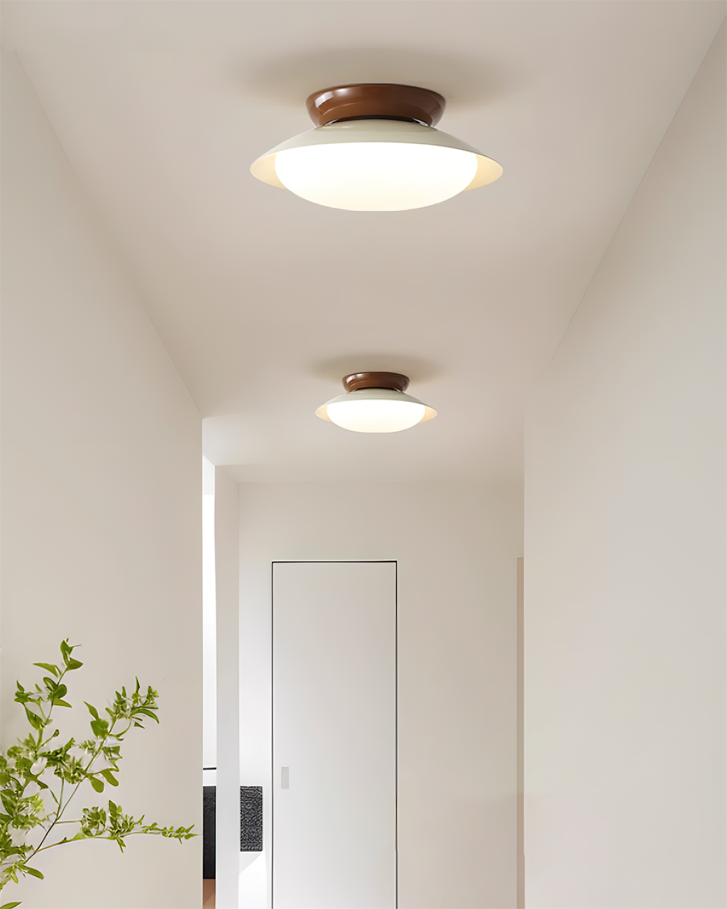 Plafoniera rotonda a LED - Bagliore naturale ed eleganza discreta