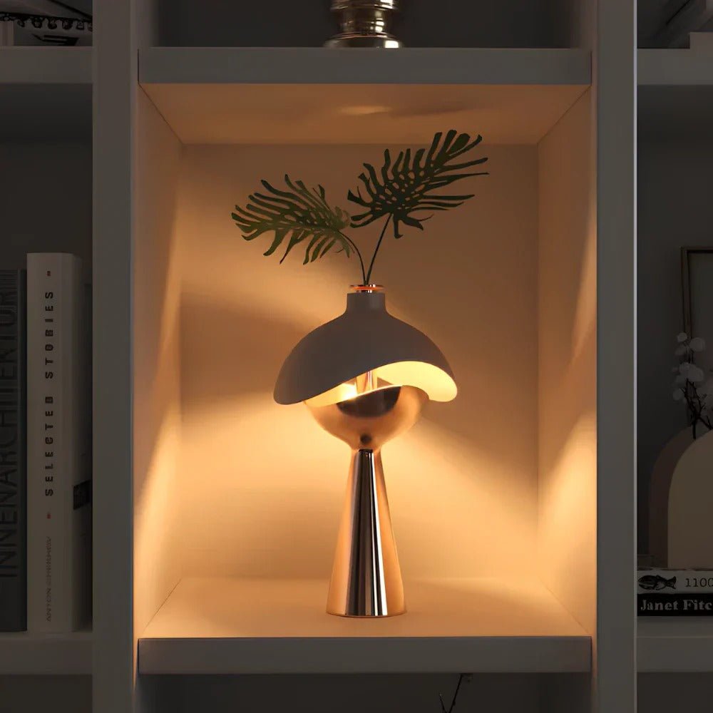 Lampă de birou sculptată – eleganță și originalitate 