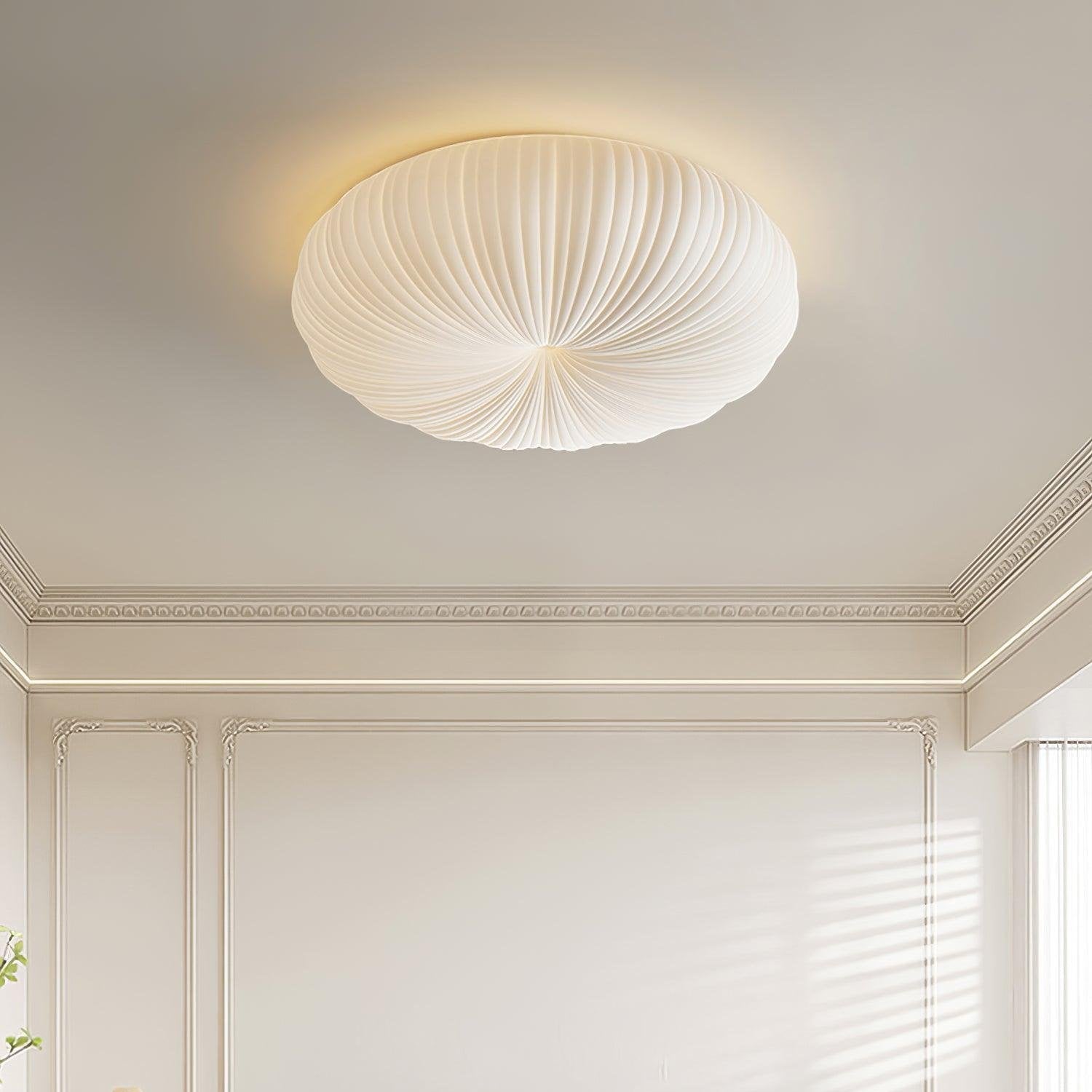 Moderne LED-taklampe med fjernkontroll - komfort og eleganse