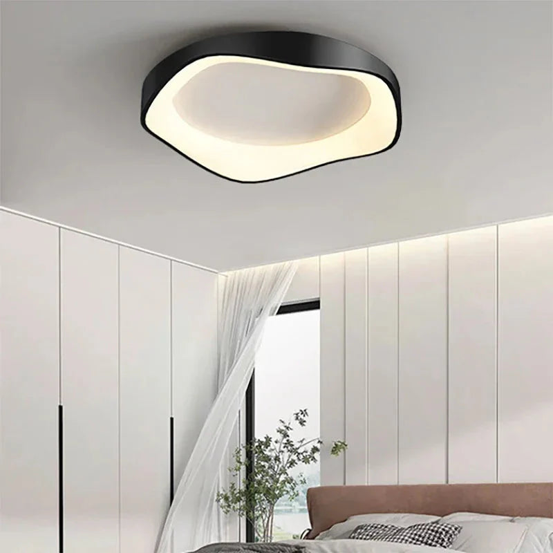 Asymetrické LED stropné svietidlo – Trend a elegancia 